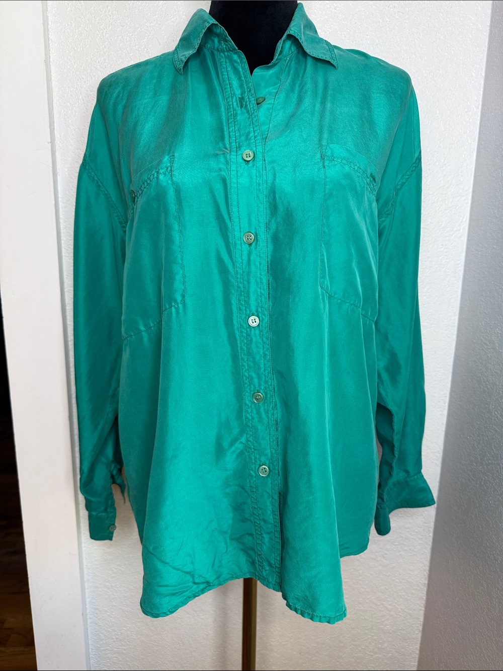 Gallagher 100% Silk Teal Green Button Front Blouse Size Small Oversized Shirt